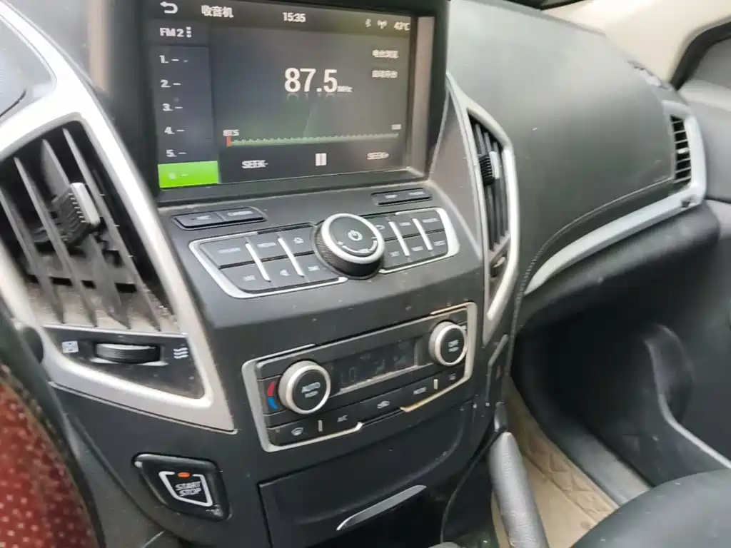 Dongfeng Aeolus Dongfeng Fengshen AX7 2017 2016 2.0L Automatic Smart Comfort