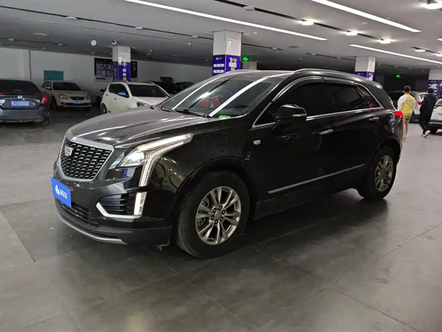 CADILLAC XT5
