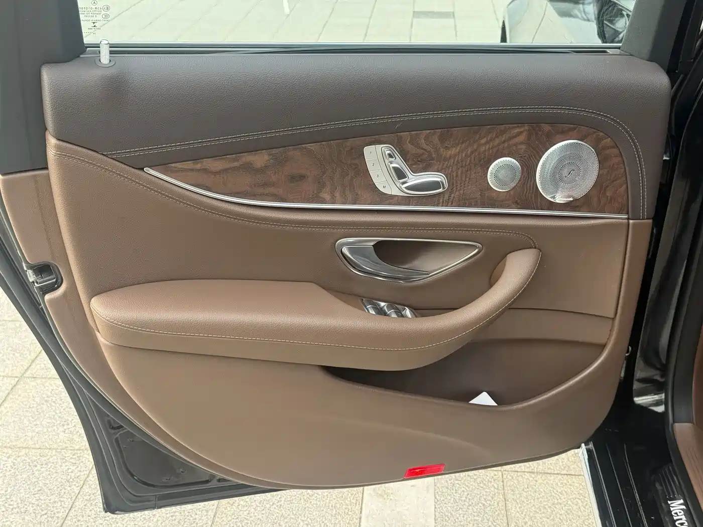 Mercedes-Benz E-Class 2021 E 300 L Luxury фото 9