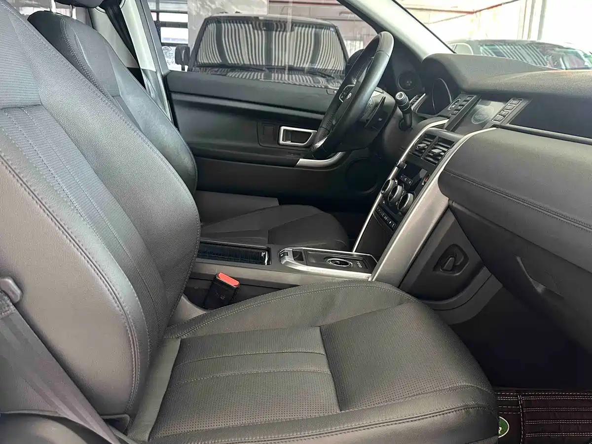 Land Rover Discovery Sport 2016 2.0T SE фото 9