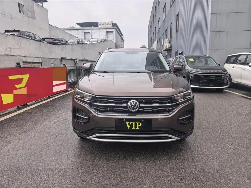 Volkswagen Tayron 2021 330TSI 2WD Luxury Smart Connect Edition фото 3