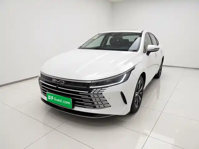 BYD Destroyer 05 DM-i 55KM, Люкс