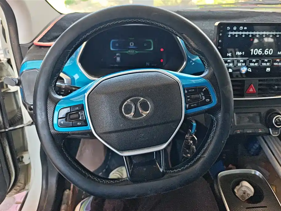 BAIC NEW ENERGY EC3