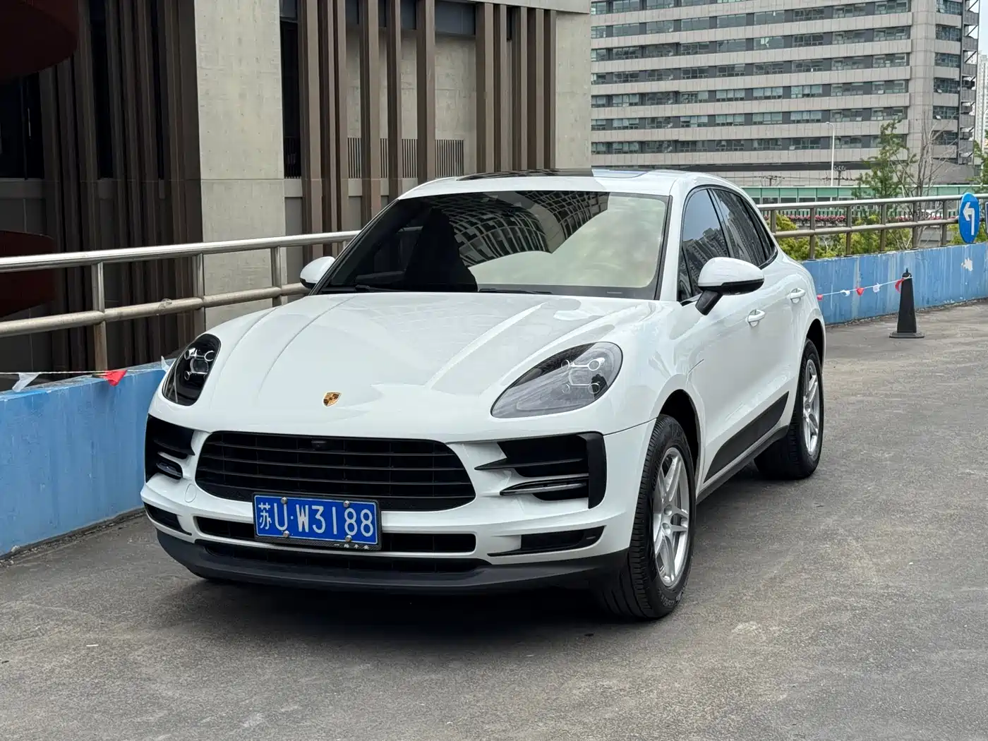 Porsche Macan 2021 Macan 2.0T фото 2