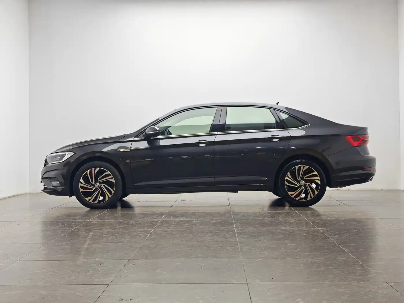Volkswagen Sagitar 2019 280TSI DSG Luxury Edition China VI фото 10