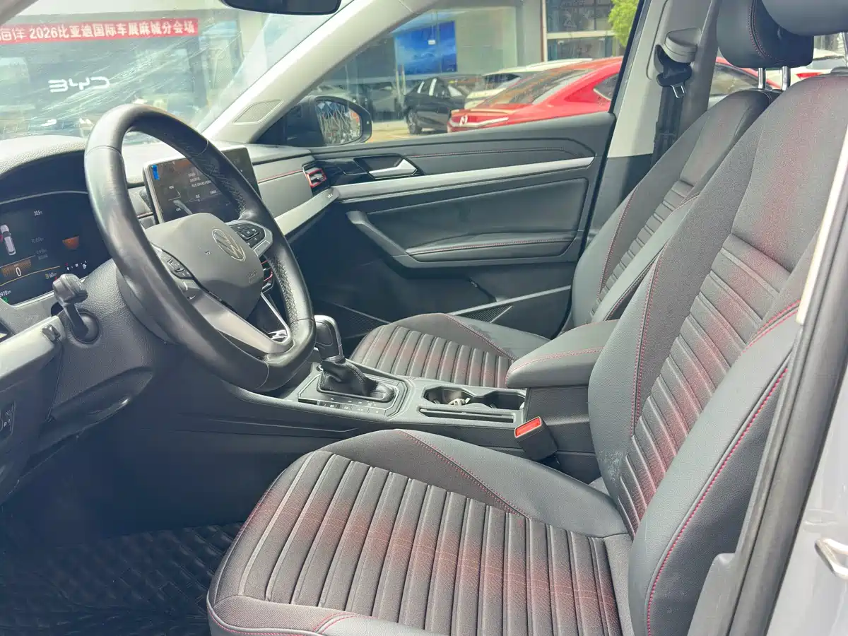 Volkswagen Lavida 2023 280TSI DSG Starlight Comfort Edition фото 7