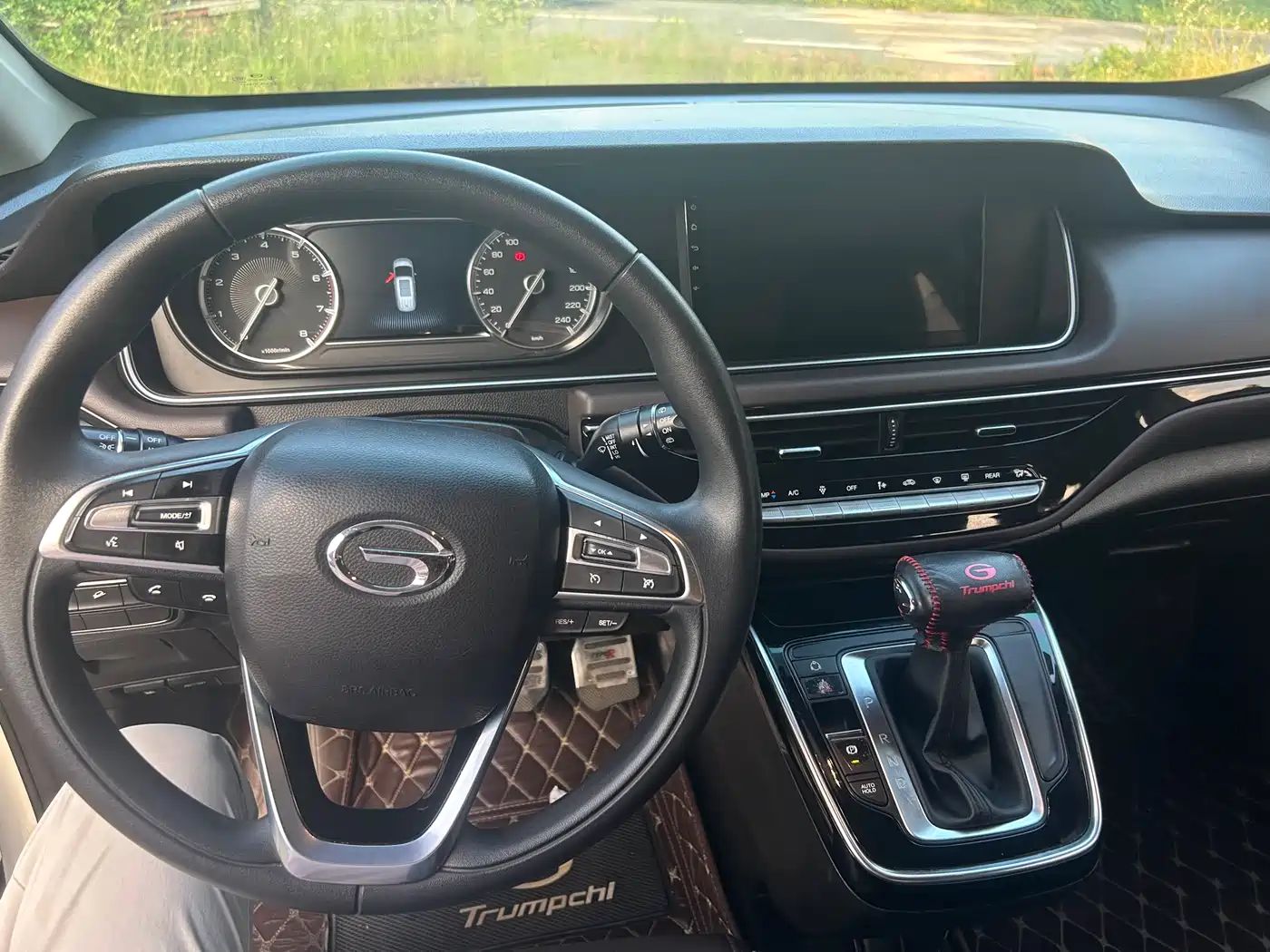 GAC Trumpchi Trumpchi M6 2019 270T Automatic Luxury (7-seater) China V фото 6