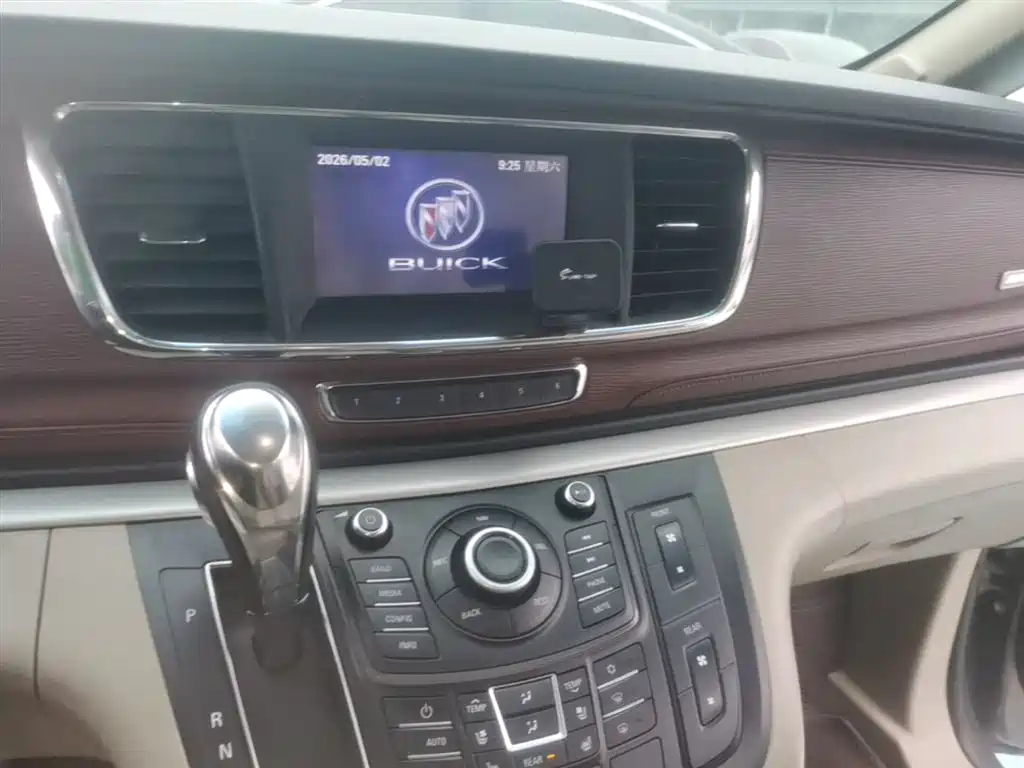 Buick GL8 2014 3.0L XT Luxury Business Flagship фото 13