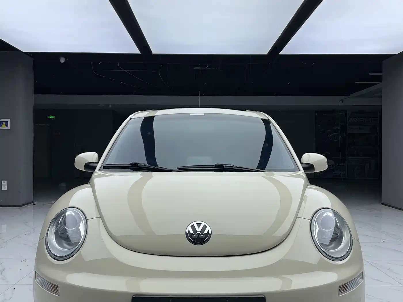 Volkswagen Beetle 2008 1.8T AT Luxury фото 2