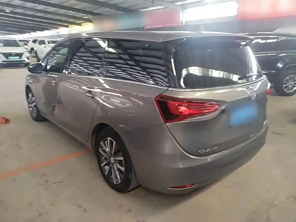 Buick GL6 2019 18T 6-seat Connected Premium China VI фото 5