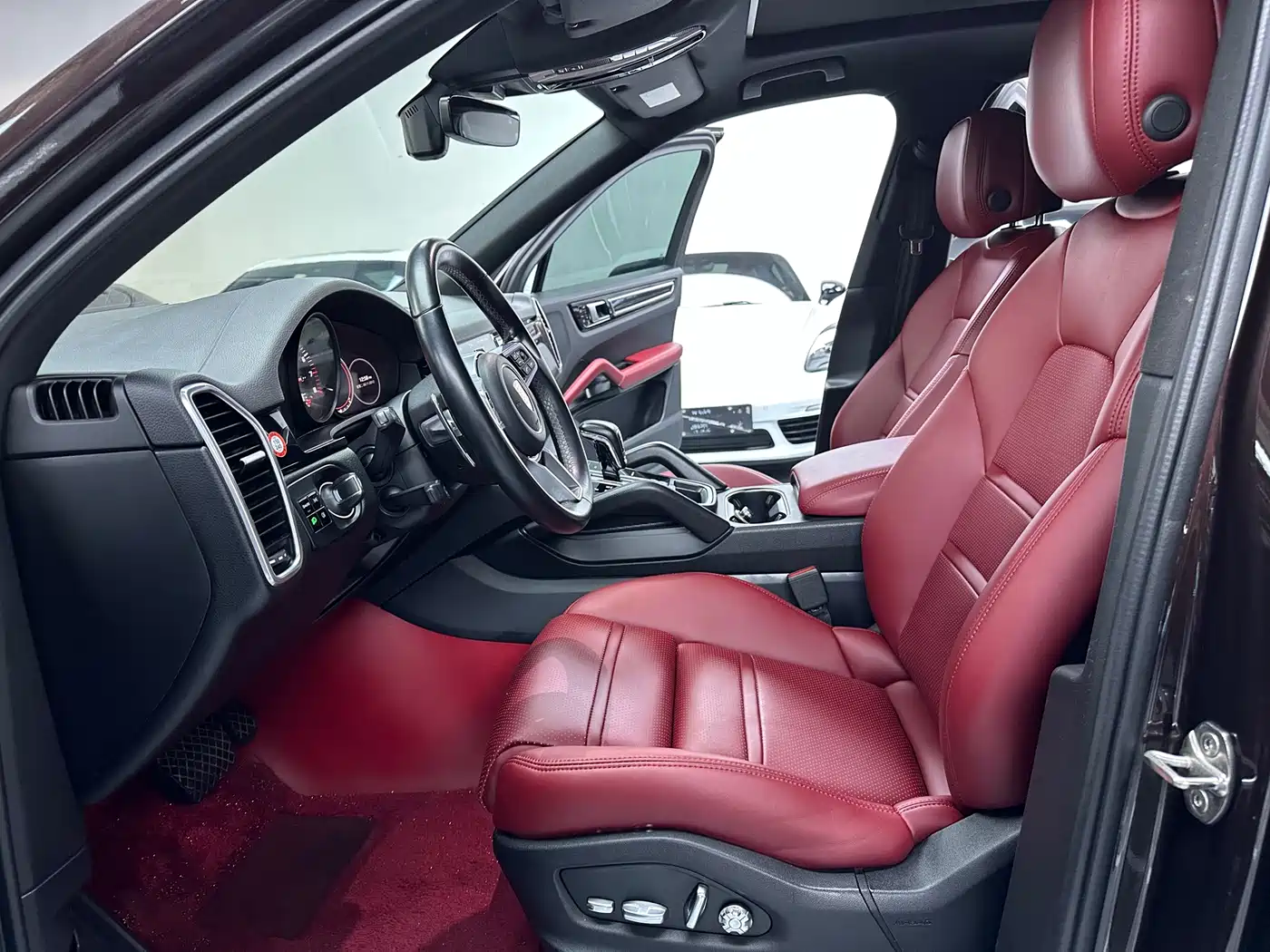 Porsche Cayenne 2019 Cayenne 3.0T фото 4