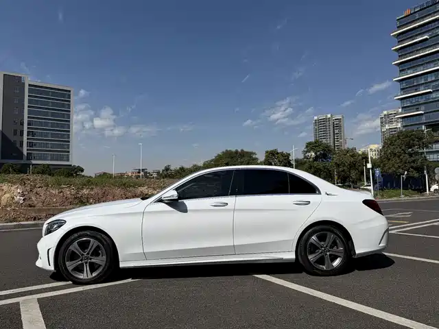 Mercedes-Benz C-Class 2020 Facelift C 260 L Sport — фото 4