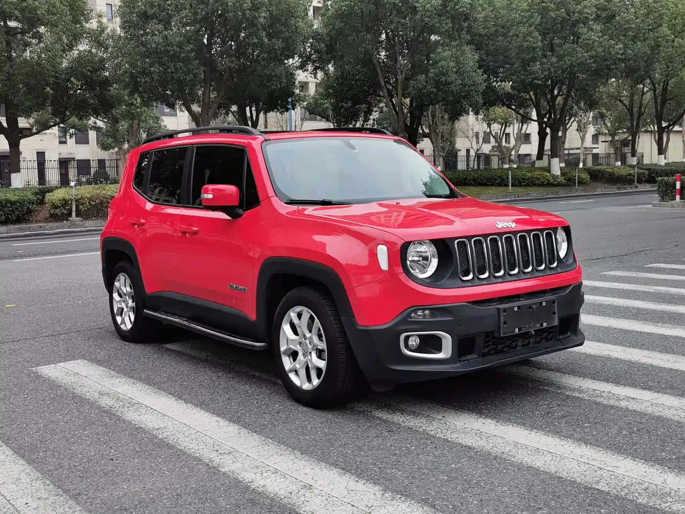Jeep Renegade 2019 2018 Connected Large Screen Edition 180T Automatic High Energy
