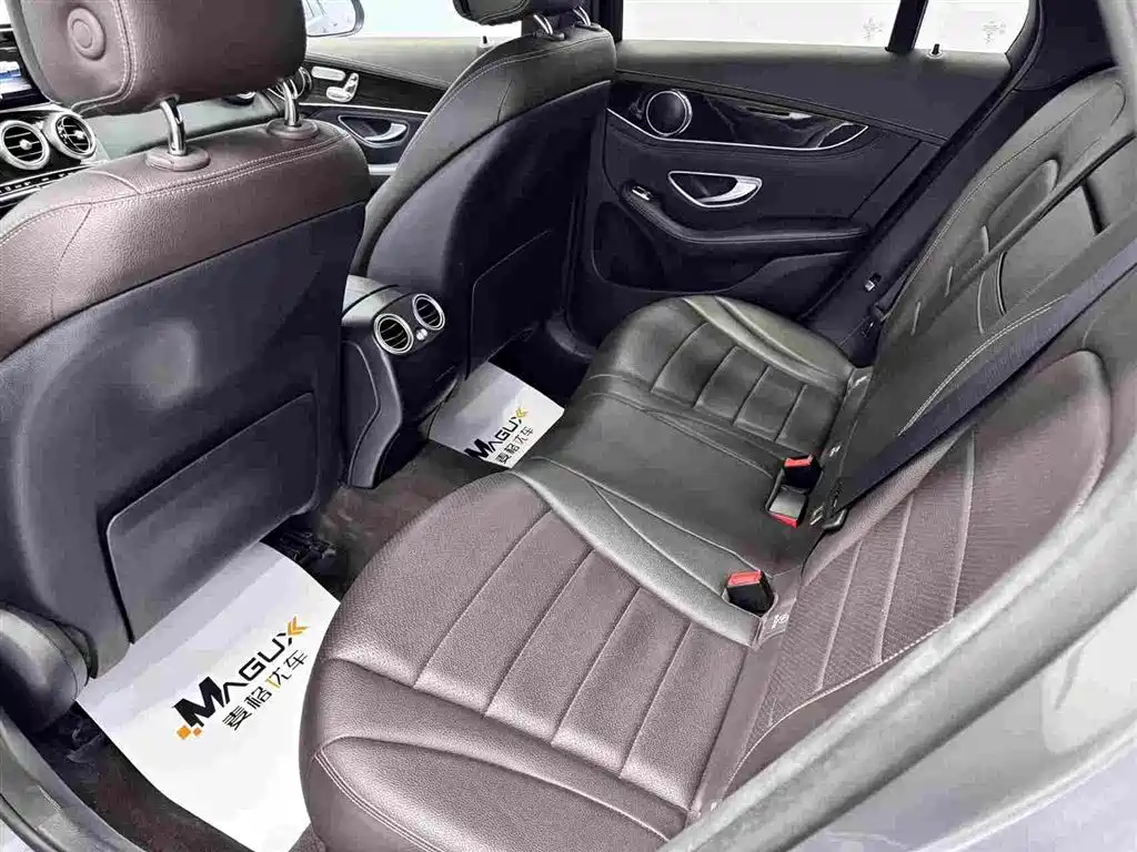 Mercedes-Benz GLC 2018 Facelift GLC 260 4MATIC Luxury фото 8