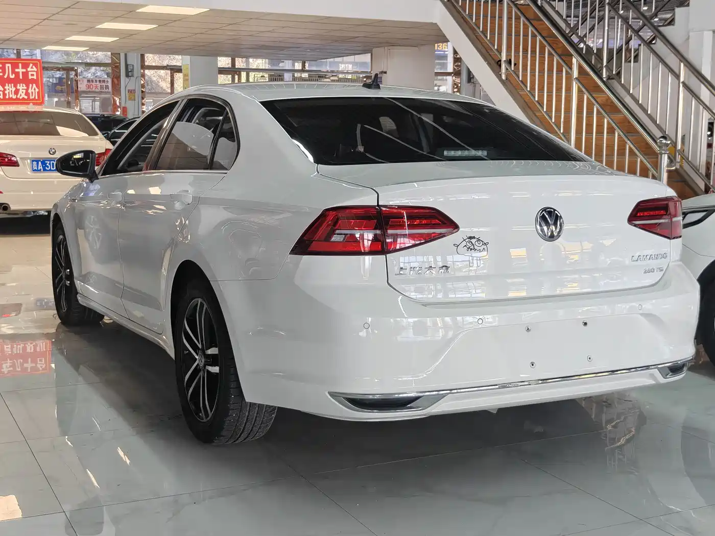 Volkswagen Lamando 2021 280TSI DSG Comfort Edition фото 4