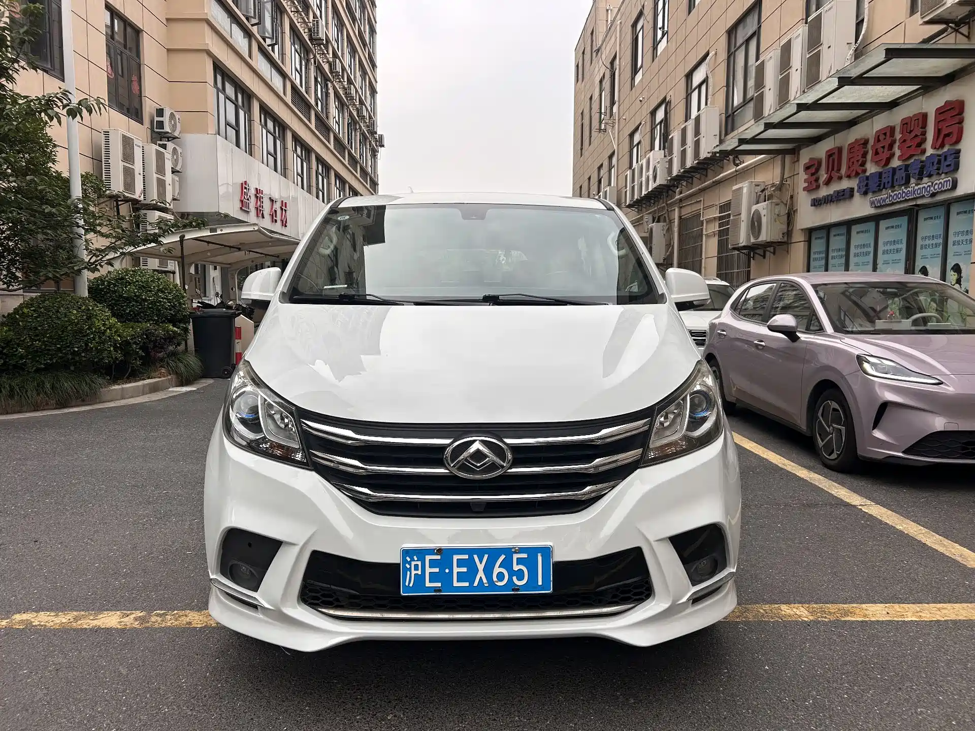 Фото 2 - Maxus G10