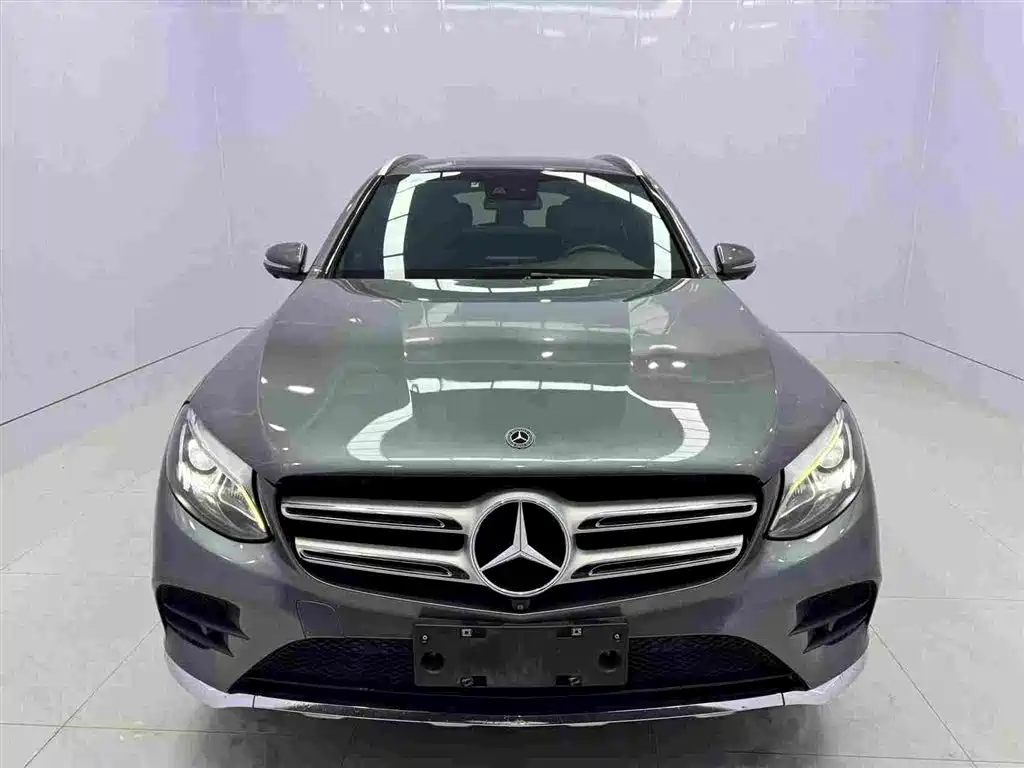 Mercedes-Benz GLC 2018 Facelift GLC 260 4MATIC Luxury фото 2