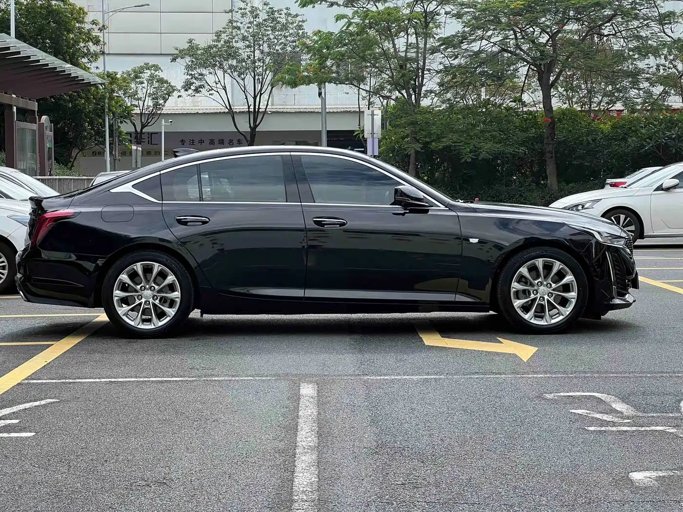 CADILLAC CT5