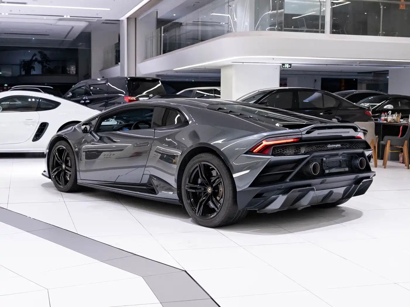 Lamborghini Huracán 2020 Huracán EVO RWD фото 4
