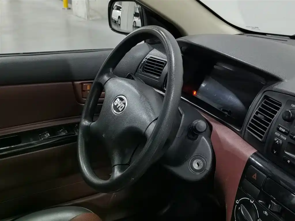 Фото 22 - BYD F3
