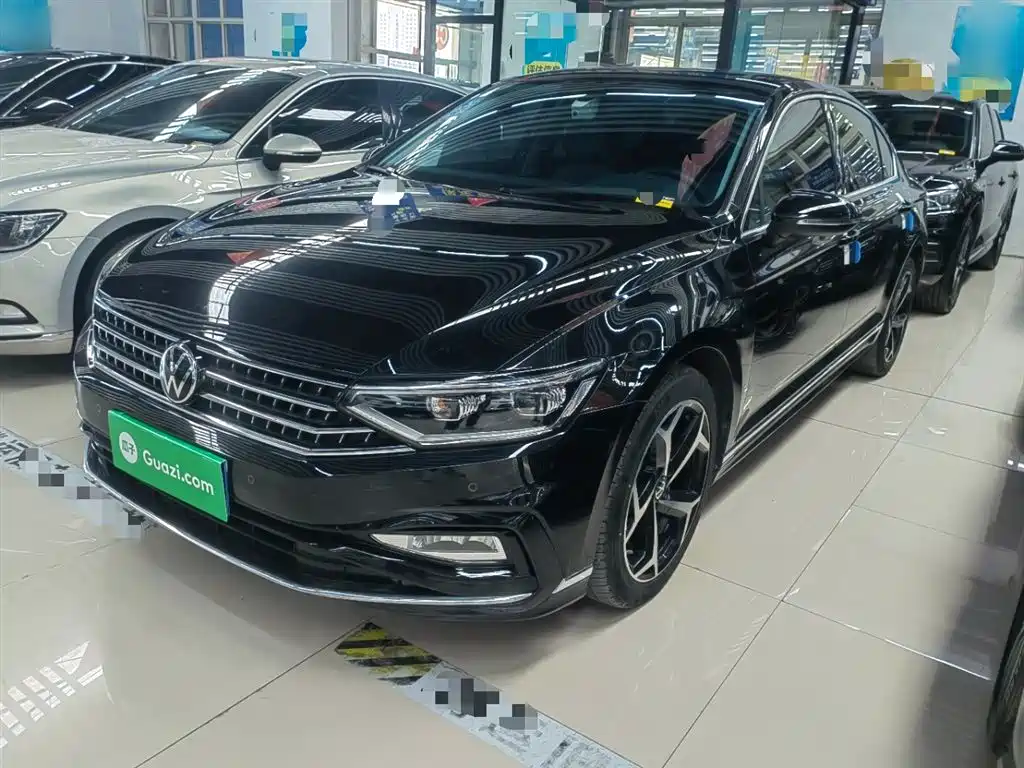 Volkswagen Magotan 2023 2 Million Units Anniversary Edition 330TSI DSG Leading Type