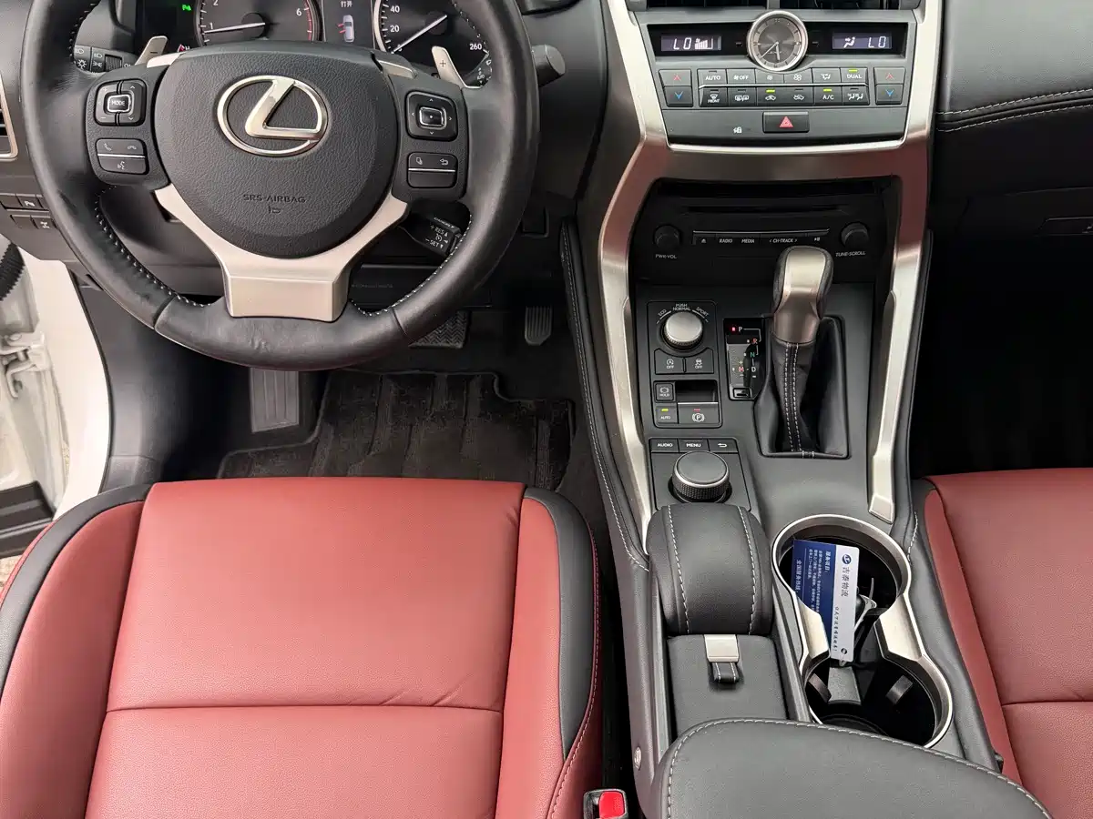 Фото 8 - Lexus NX