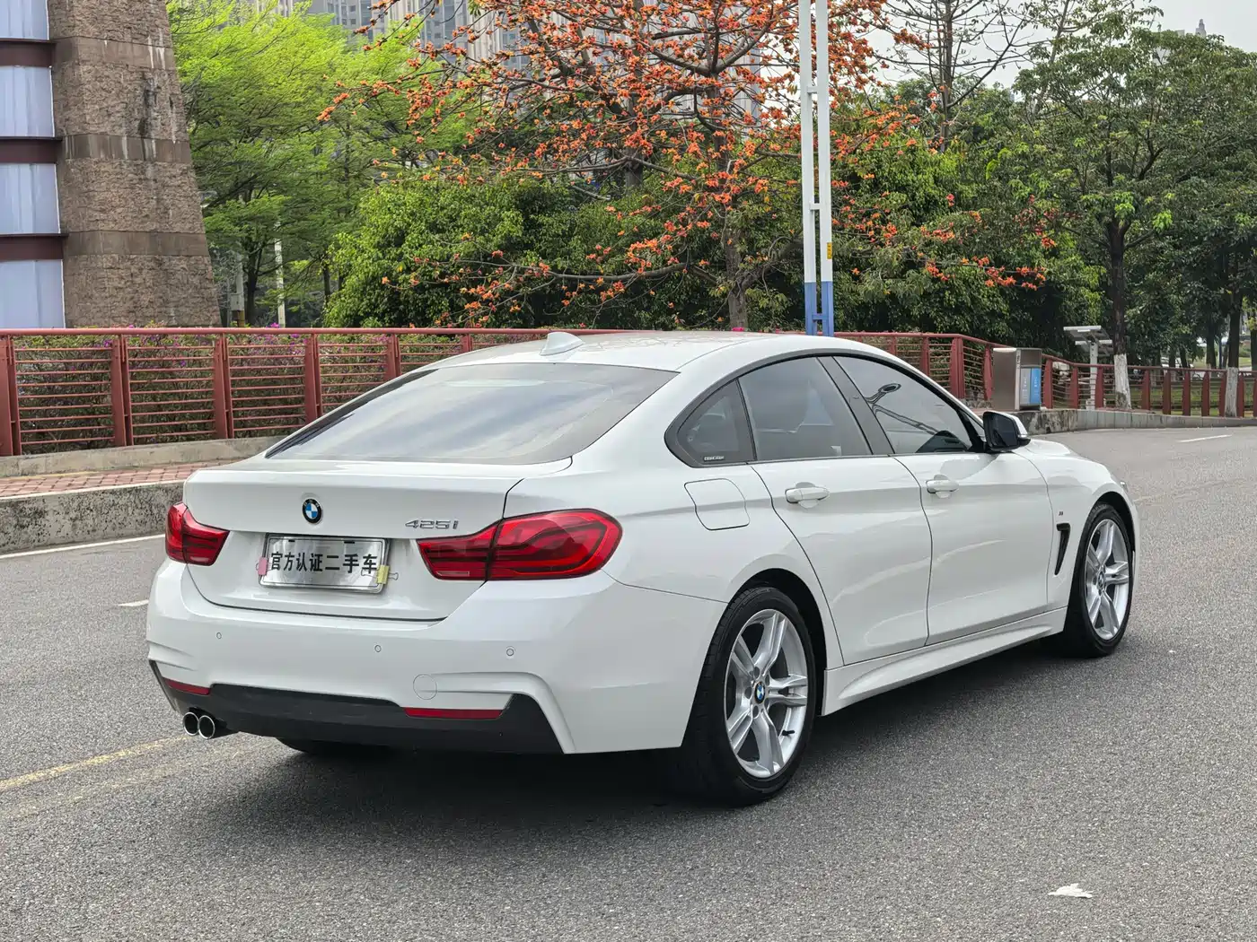 BMW 4 Series 2017 425i Gran Coupe Leading M Sport Package фото 10