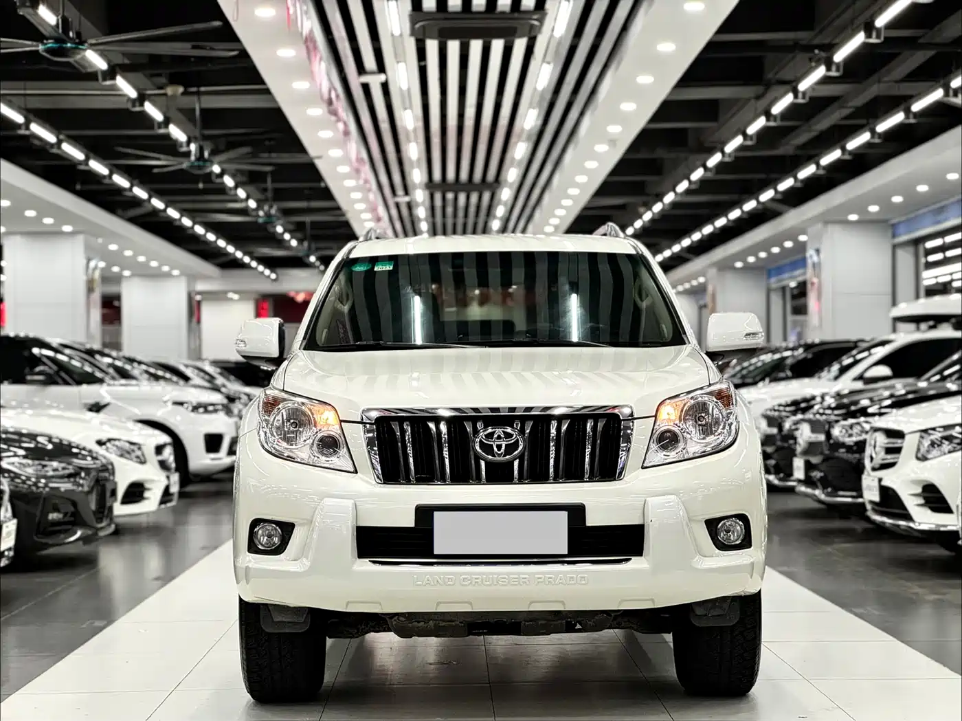 Toyota Prado (Import) фото 2