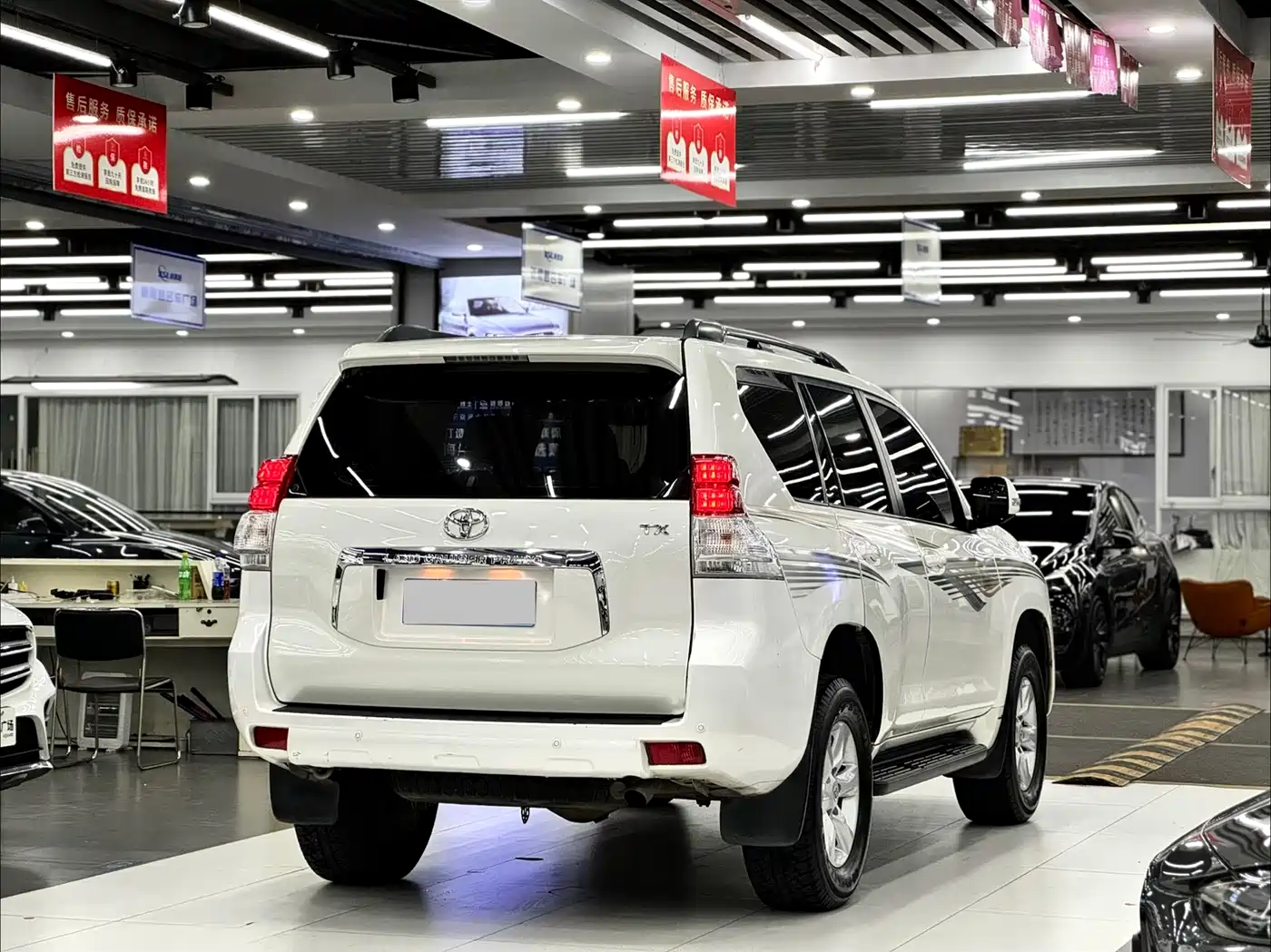 Toyota Prado (Import) фото 6