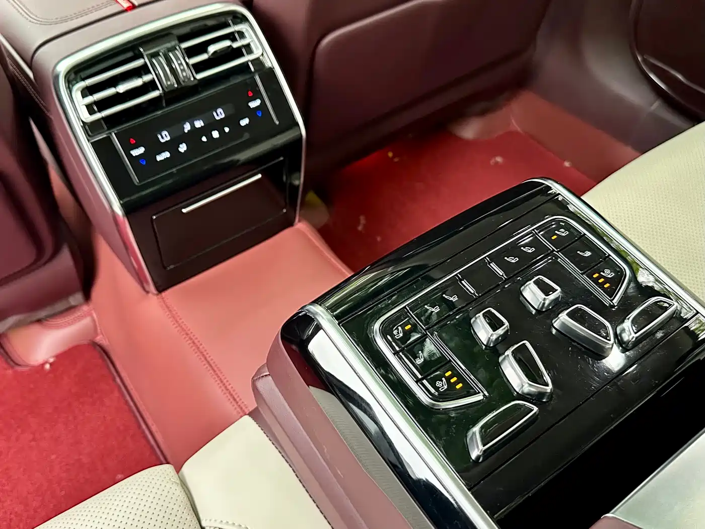 Hongqi H9 2020 3.0T Smart Connection Qi Chang Edition фото 14