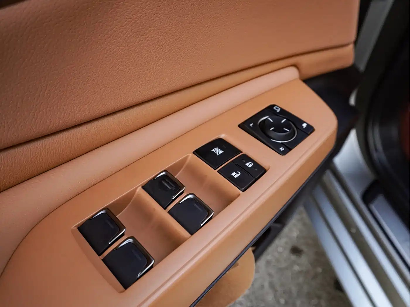 Lexus ES 2025 2025 300h Ultimate Edition