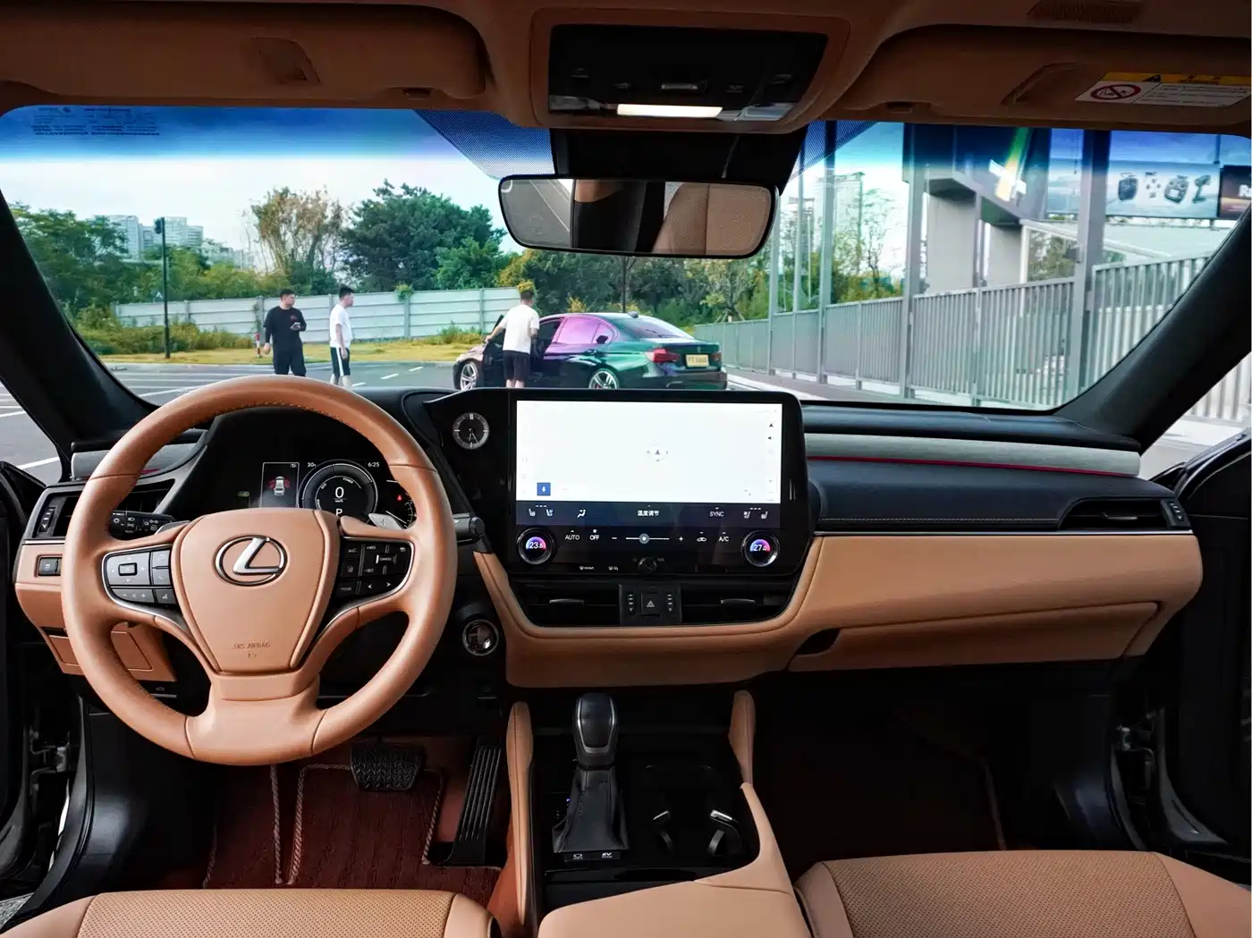 Lexus ES 2025 2025 300h Ultimate Edition