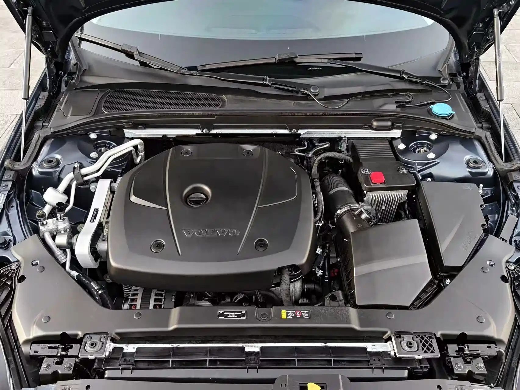 Фото 17 - Volvo S60