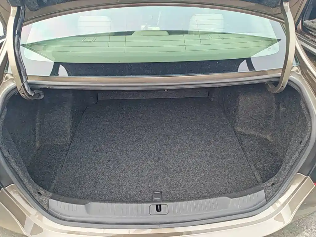 Фото 19 - Buick Excelle
