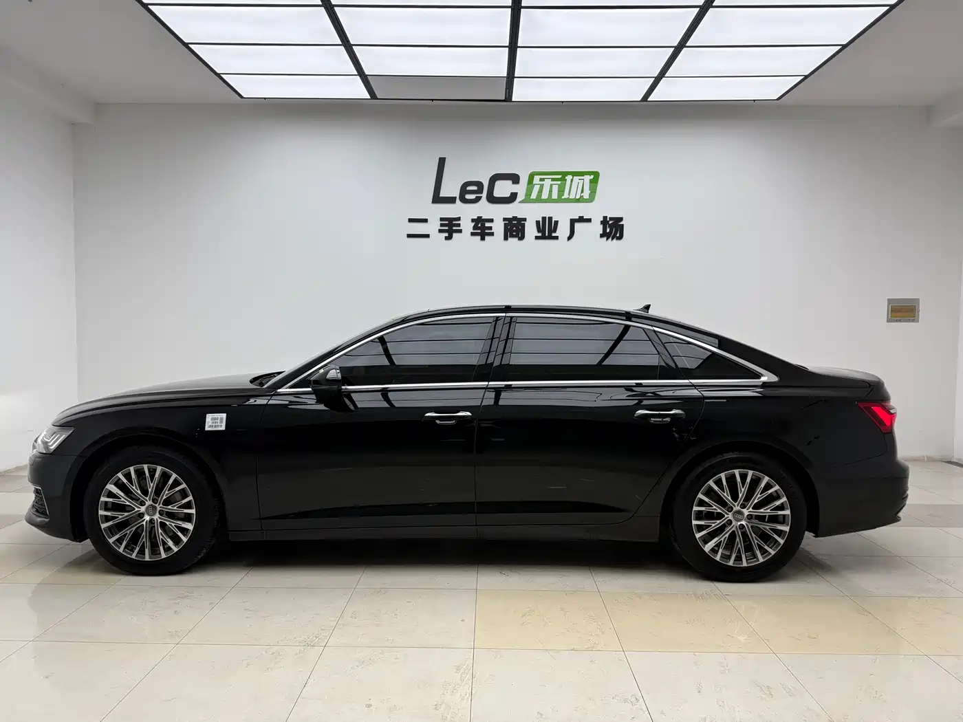 Audi A6L 2020 45 TFSI Premium Elegance фото 3