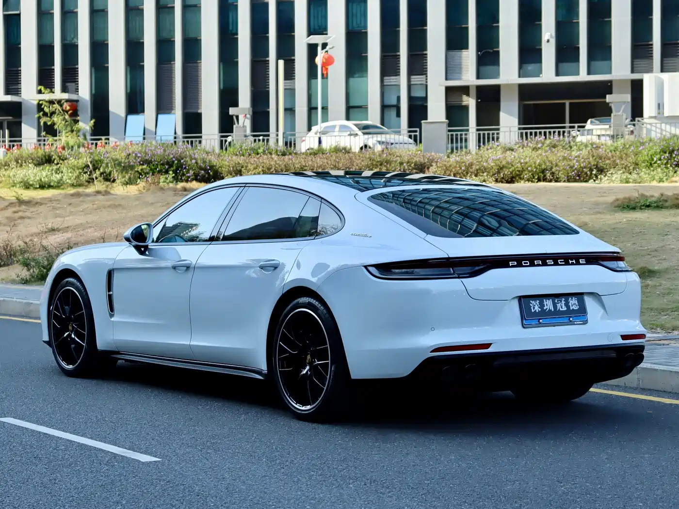 PORSCHE PANAMERA