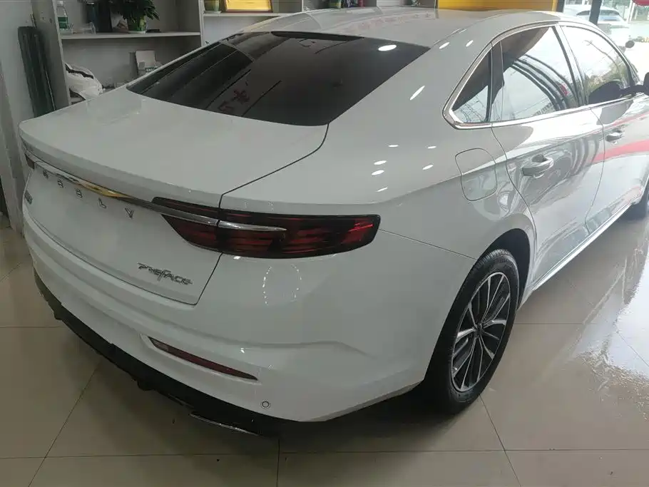 GEELY AUTOMOBILE XINGRUI