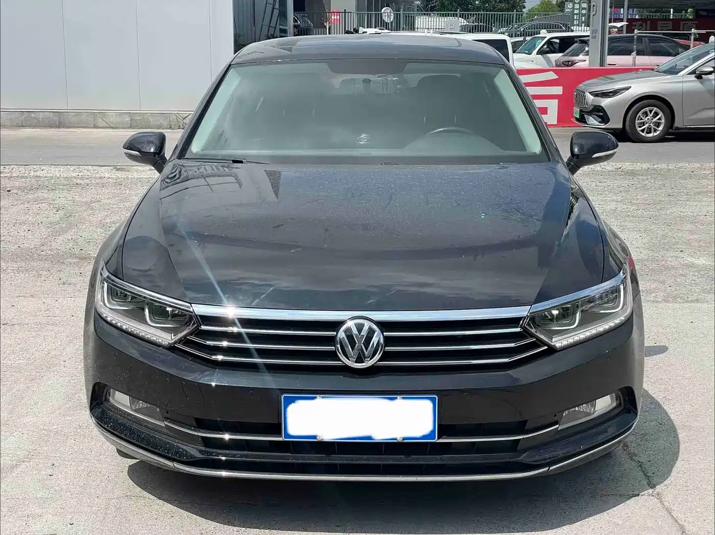 Фото 2 - Volkswagen Magotan
