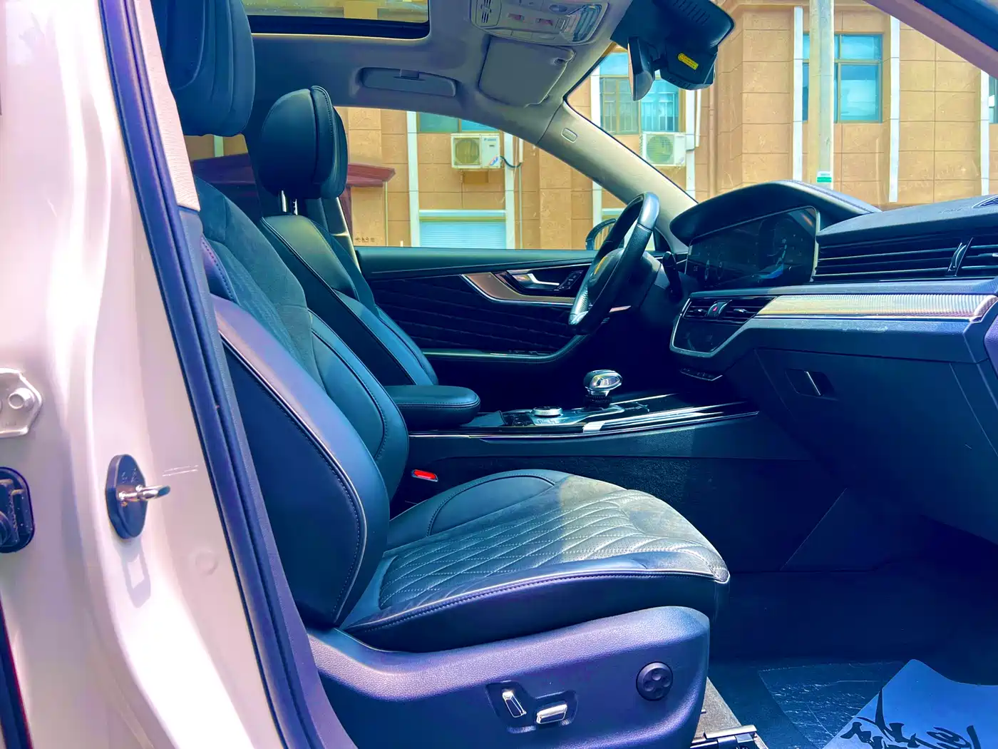 Hongqi HS5 2019 2.0T Smart Connect Enjoy 4WD Edition фото 15