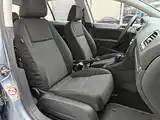 Photo 14 - Volkswagen Golf