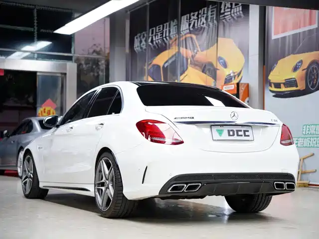 Mercedes-Benz C-Class AMG 2017 AMG C 63 — фото 2