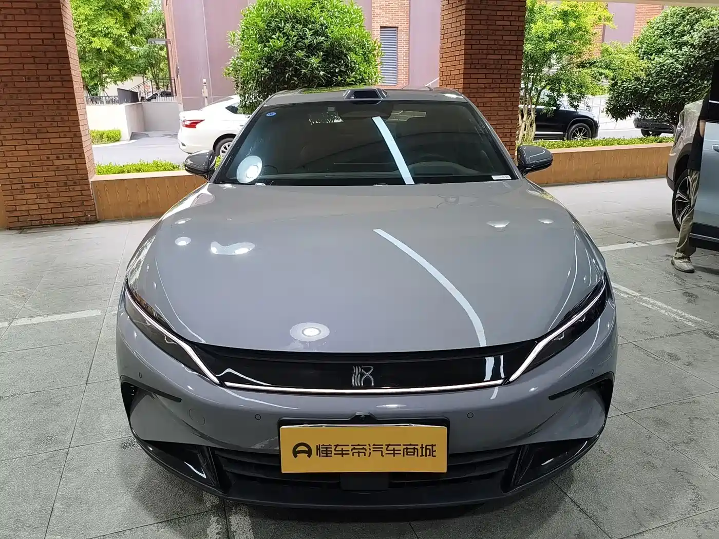 BYD Han 2025 2025 DM-i 125KM Honor