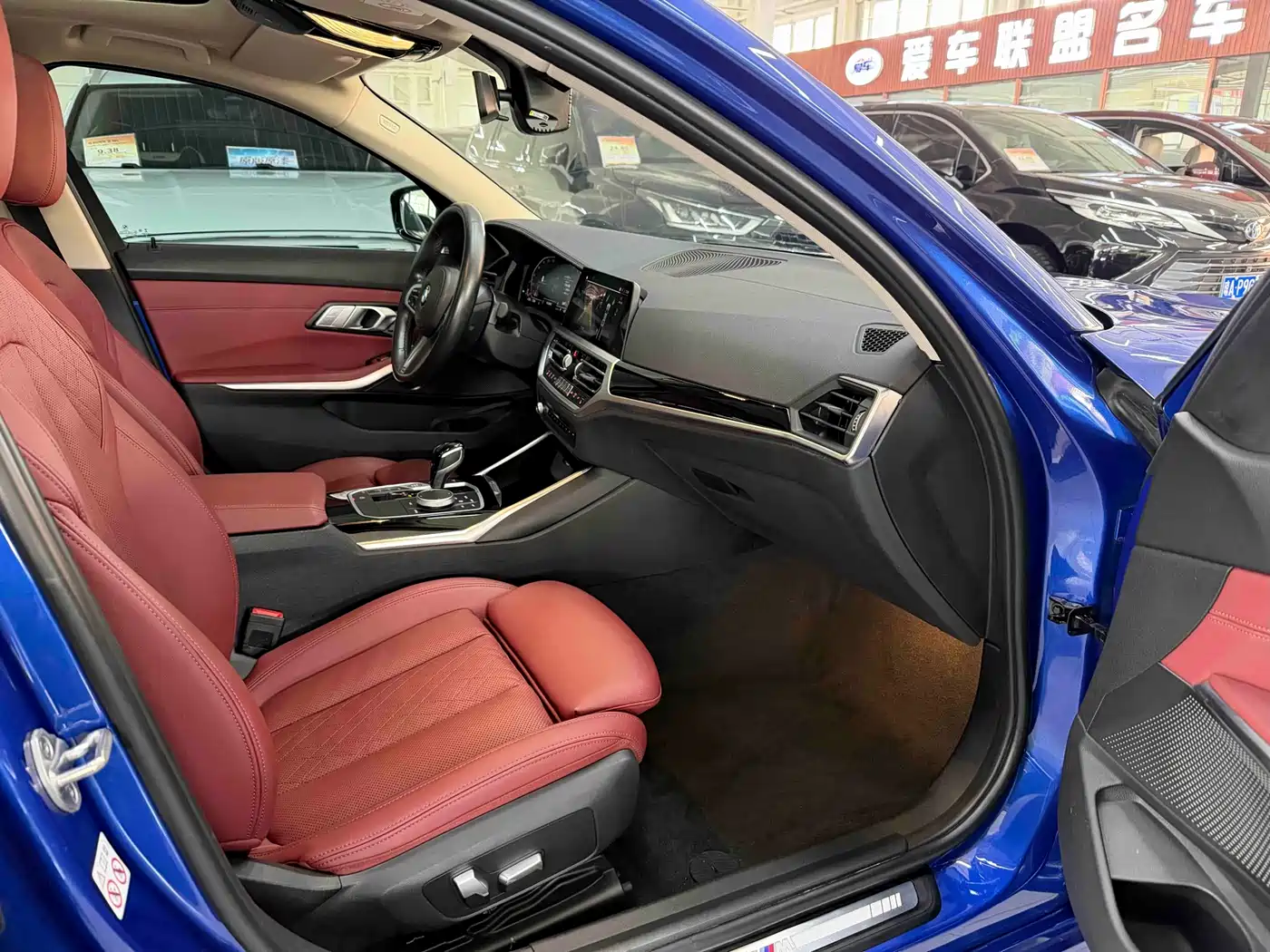 BMW 3 Series 2022 320Li M Sport Package фото 17