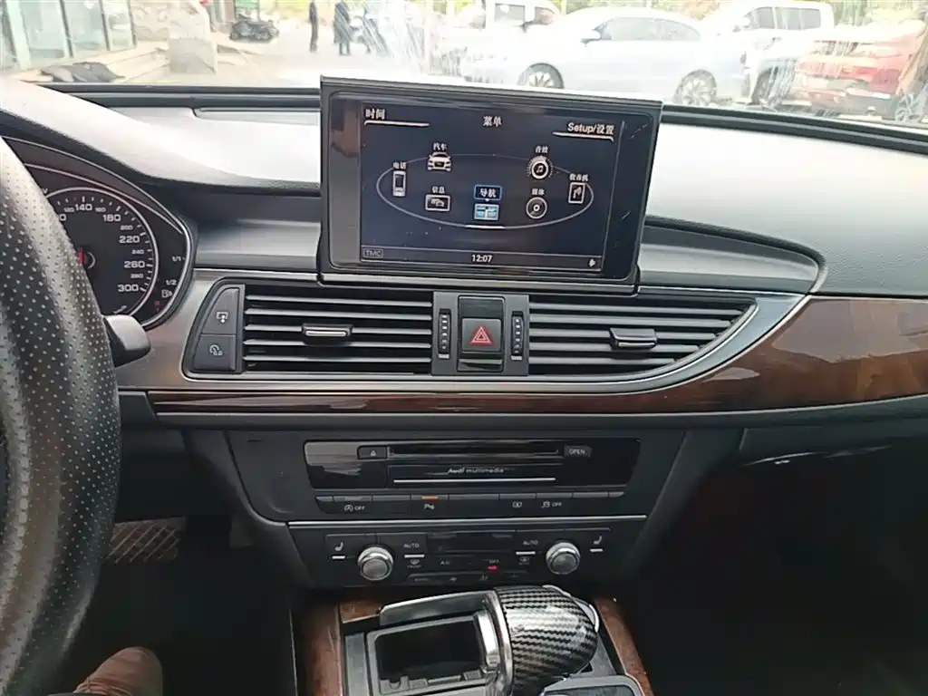 Audi A6L 2014 30 FSI Luxury фото 13