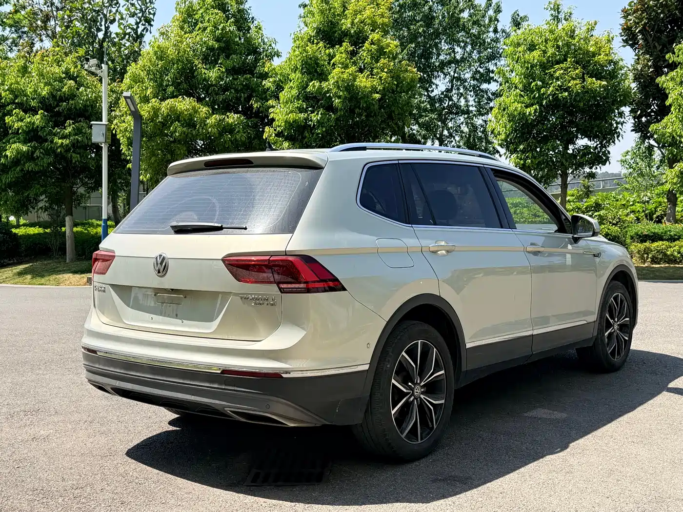 Volkswagen Tiguan L 2019 380TSI Auto AWD Smart Luxury Edition China V фото 5
