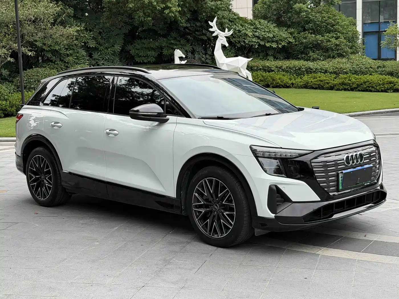 Audi Q5 e-tron 2023 2022 40 e-tron Starlight Edition Mecha Suit Sun Chaser Version