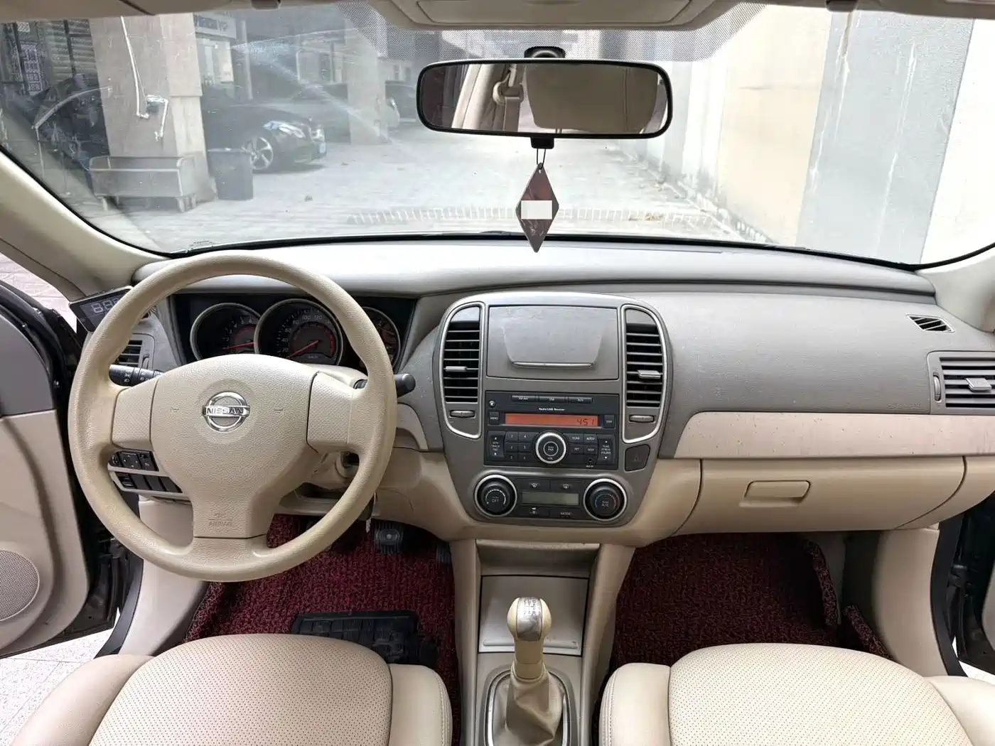 Фото 9 - Nissan Sylphy