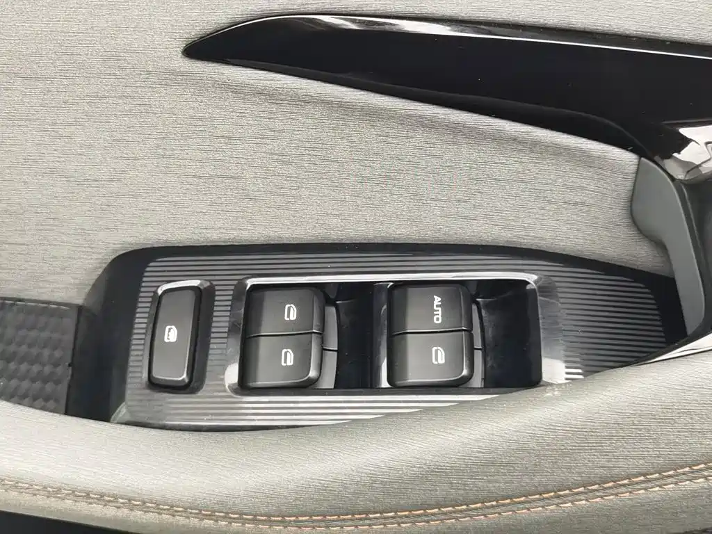 Baojun RS-3 2021 2020 1.5L Manual Smart Luxury