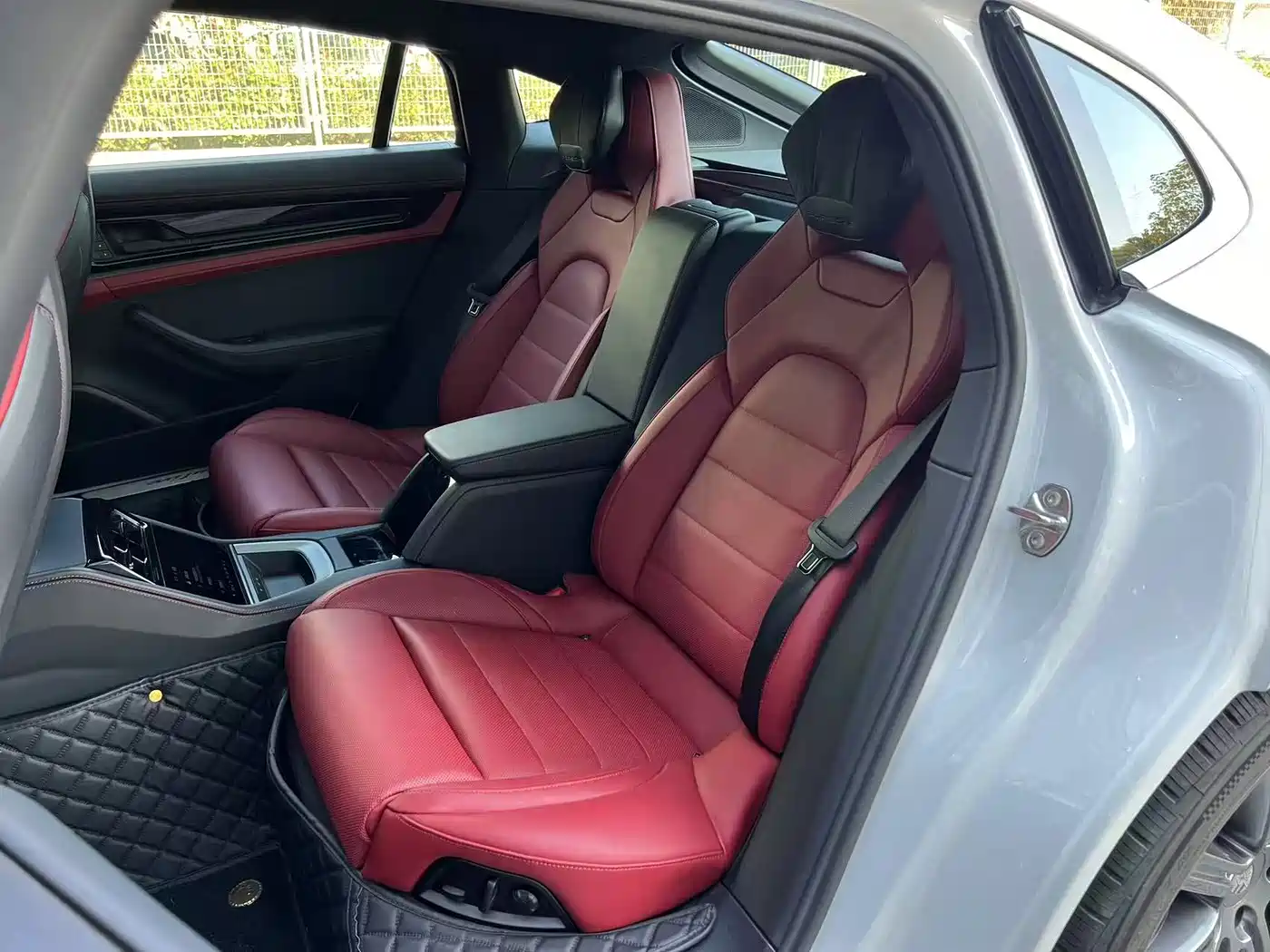 Porsche Panamera 2024 Panamera Executive Long Wheelbase 2.9T фото 9
