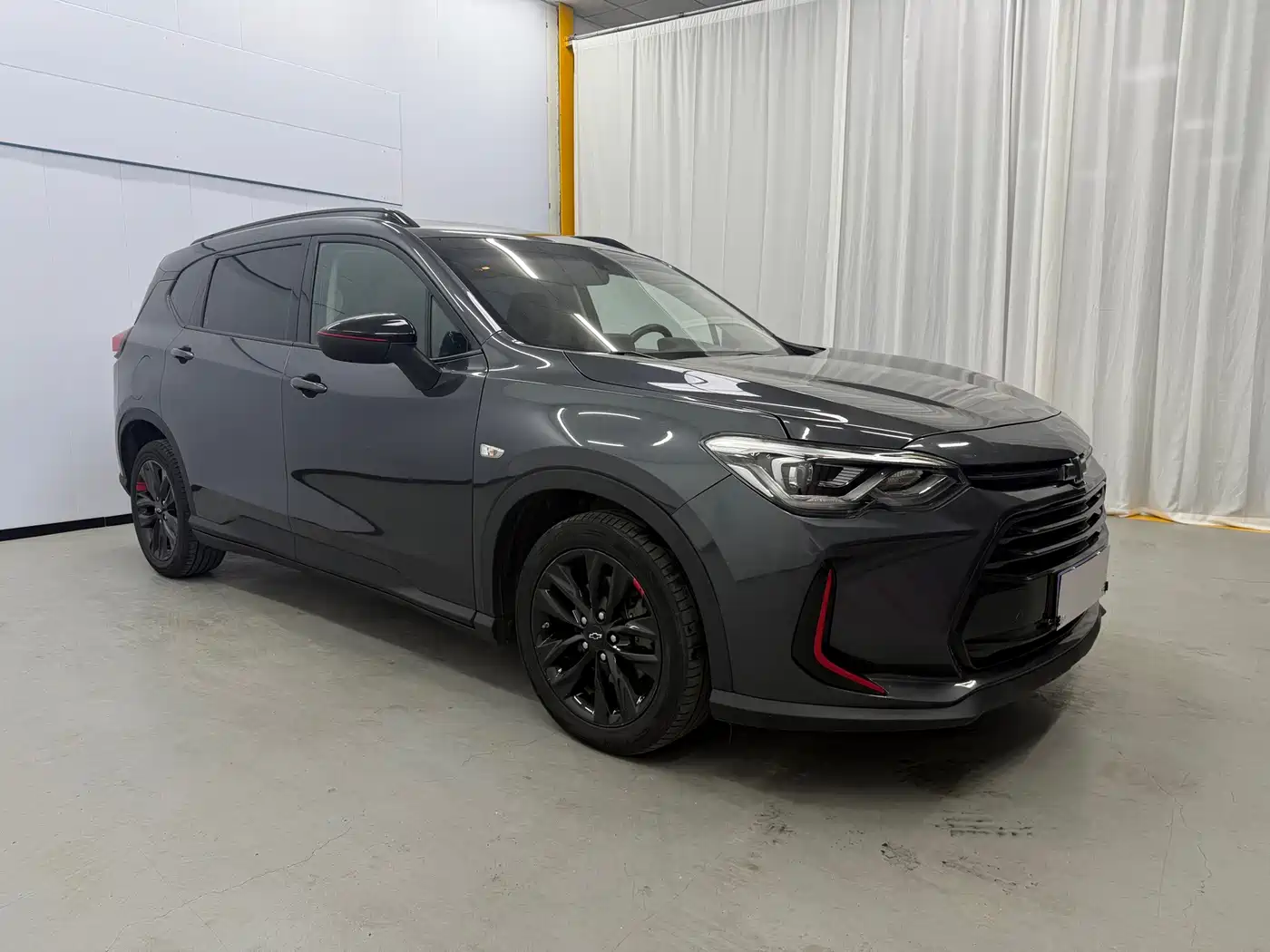 Chevrolet Volando 2023 2020 Mild Hybrid Redline 530T Automatic Premium Edition (5+2 seater)